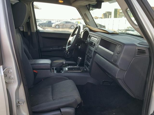 1J4RH4GK6AC140899 - 2010 JEEP COMMANDER ვერცხლისფერი ფოტო 5