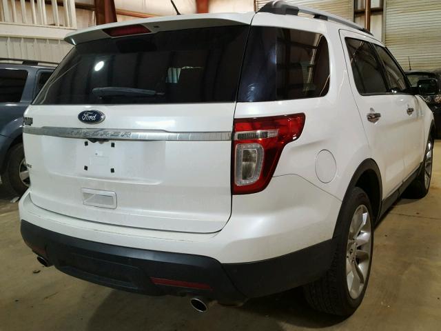 1FMHK7D88CGA55907 - 2012 FORD EXPLORER X WHITE photo 4