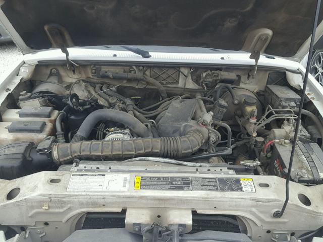 4F4YR16U32TM08316 - 2002 MAZDA B3000 CAB WHITE photo 7