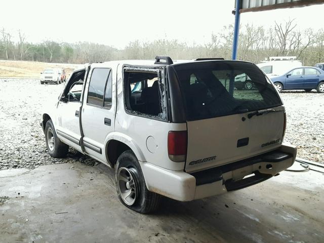 1GNCS13W7Y2302597 - 2000 CHEVROLET BLAZER WHITE photo 3