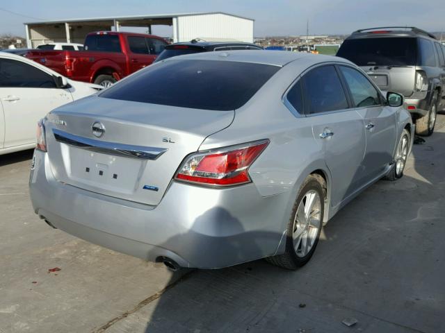 1N4AL3AP4EN239477 - 2014 NISSAN ALTIMA 2.5 SILVER photo 4