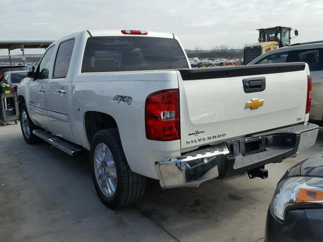 3GCPKTE74DG239147 - 2013 CHEVROLET SILVERADO WHITE photo 3