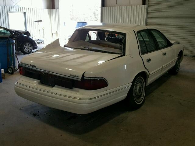 2MELM74W4VX654211 - 1997 MERCURY GRAND MARQ WHITE photo 4