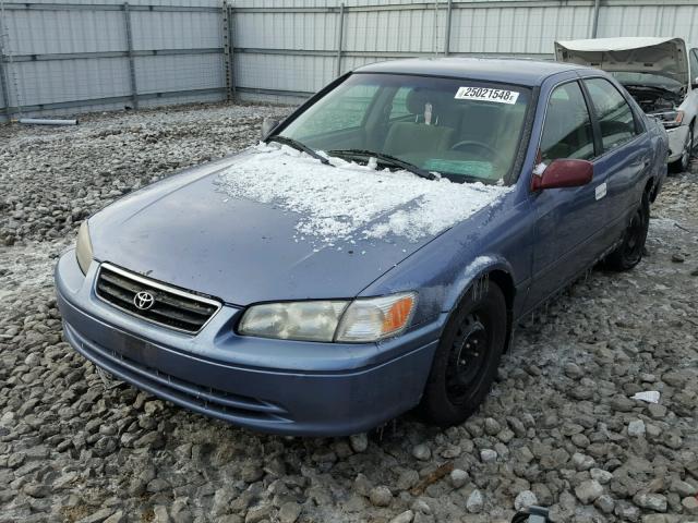 4T1BG22K7YU002603 - 2000 TOYOTA CAMRY CE BLUE photo 2