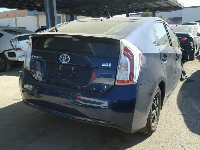 JTDKN3DU3E1764094 - 2014 TOYOTA PRIUS BLUE photo 4