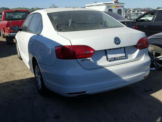 3VW2K7AJ4EM445202 - 2014 VOLKSWAGEN JETTA BASE თეთრი ფოტო 3