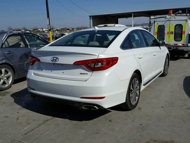 5NPE34AF0FH062856 - 2015 HYUNDAI SONATA SPO WHITE photo 4