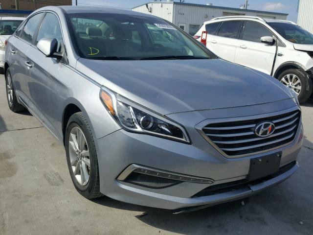 5NPE24AF3FH121580 - 2015 HYUNDAI SONATA SE SILVER photo 1