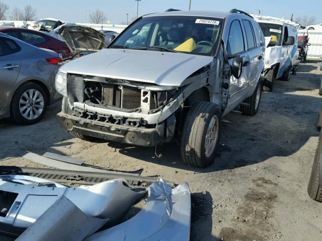 1D8HB48N28F144860 - 2008 DODGE DURANGO SL SILVER photo 2