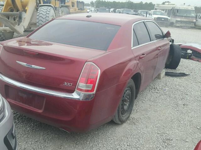 2C3CCAAGXCH241929 - 2012 CHRYSLER 300 RED photo 4