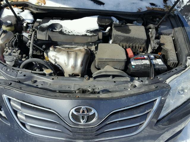 4T4BF3EK6BR117937 - 2011 TOYOTA CAMRY BASE GRAY photo 7