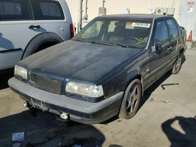 YV1LS571XS1228601 - 1995 VOLVO 850 أزرق صورة 2