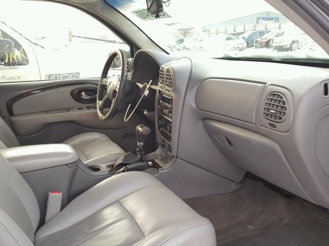 5GADT13S152174247 - 2005 BUICK RAINIER CX GRAY photo 5