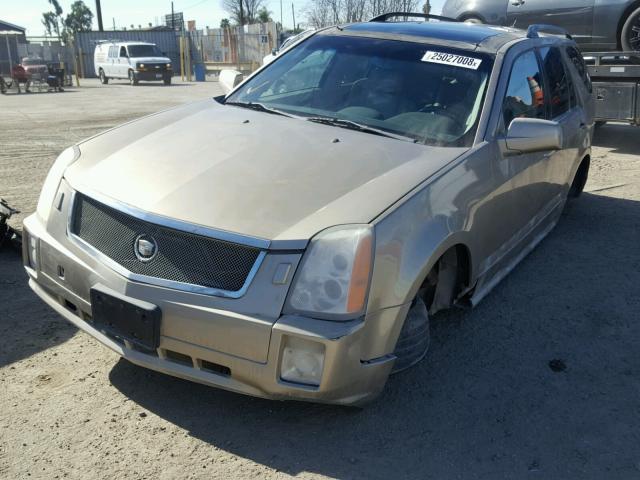 1GYEE637350122582 - 2005 CADILLAC SRX GOLD photo 2