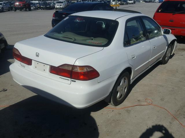 1HGCG1652XA066007 - 1999 HONDA ACCORD EX WHITE photo 4