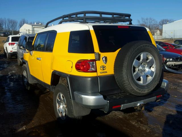 JTEBU11F98K003366 - 2008 TOYOTA FJ CRUISER YELLOW photo 3