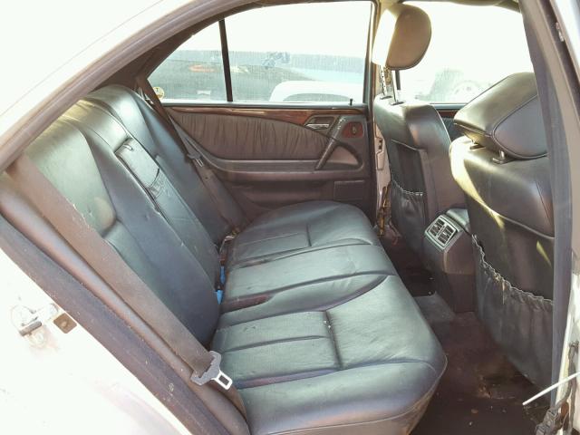 WDBJF72F7VA156582 - 1997 MERCEDES-BENZ E 420 SILVER photo 6