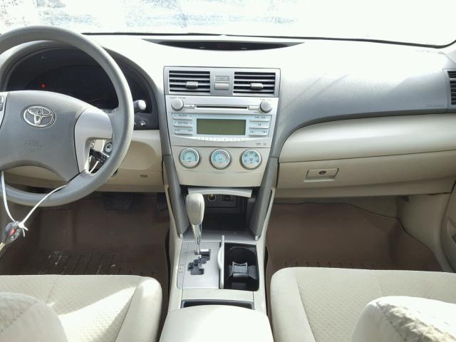 4T4BE46K39R131411 - 2009 TOYOTA CAMRY BASE BLUE photo 9