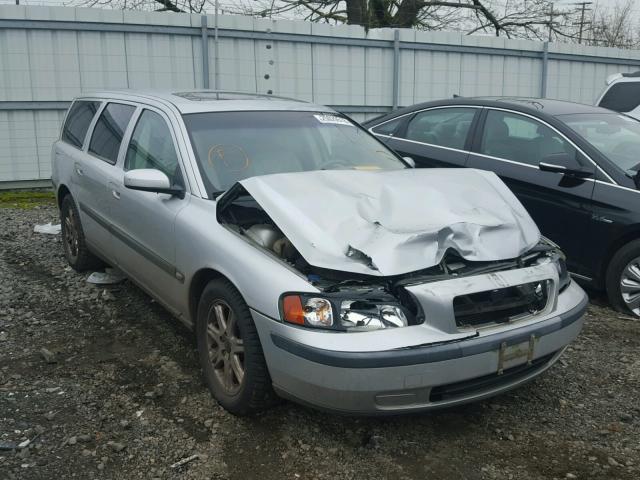 YV1SW64AX42391532 - 2004 VOLVO V70 SILVER photo 1