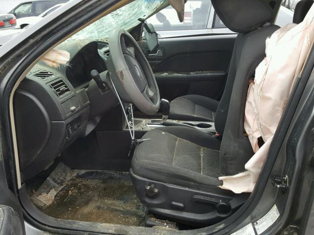 3FAHP0HA5AR390449 - 2010 FORD FUSION SE GRAY photo 5