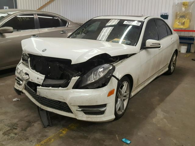 WDDGF8BB5CA628439 - 2012 MERCEDES-BENZ C 300 4MAT WHITE photo 2