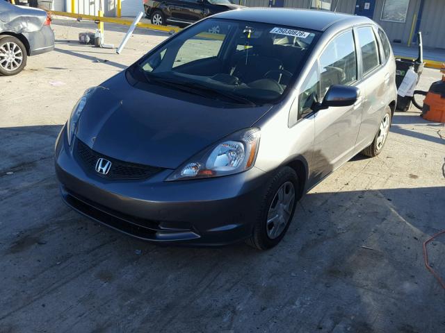 JHMGE8H39DC008551 - 2013 HONDA FIT GRAY photo 2