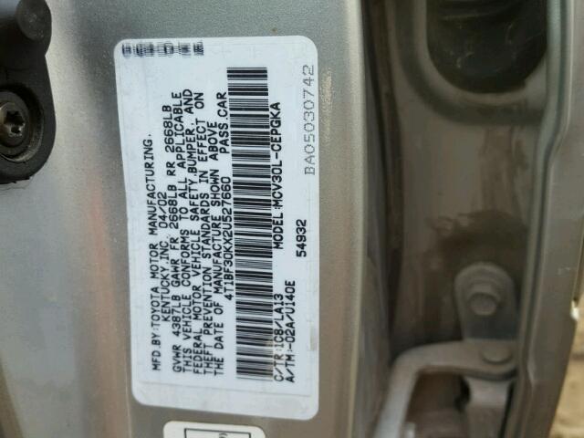 4T1BF30KX2U527660 - 2002 TOYOTA CAMRY LE SILVER photo 10