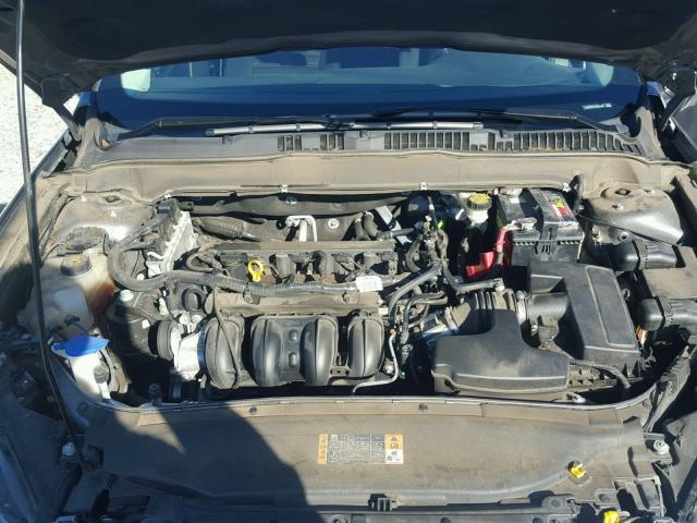 1FA6P0H73E5383956 - 2014 FORD FUSION SE GRAY photo 7