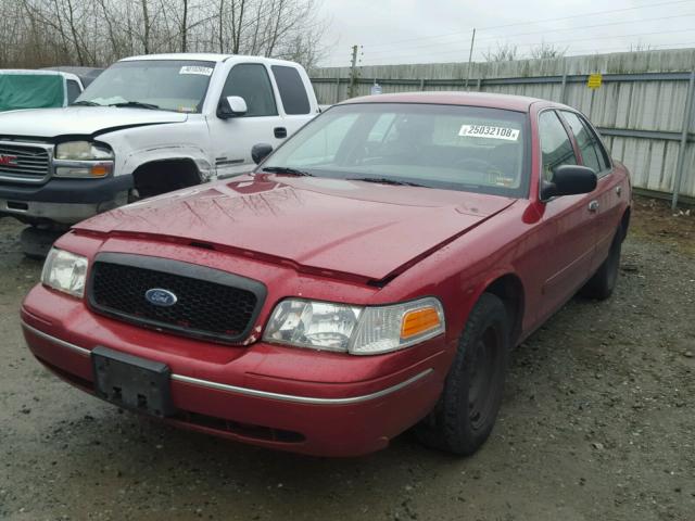 2FAFP71W8WX165733 - 1998 FORD CROWN VICT MAROON photo 2