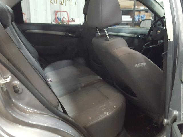 KL1TD56E39B309343 - 2009 CHEVROLET AVEO LS SILVER photo 6