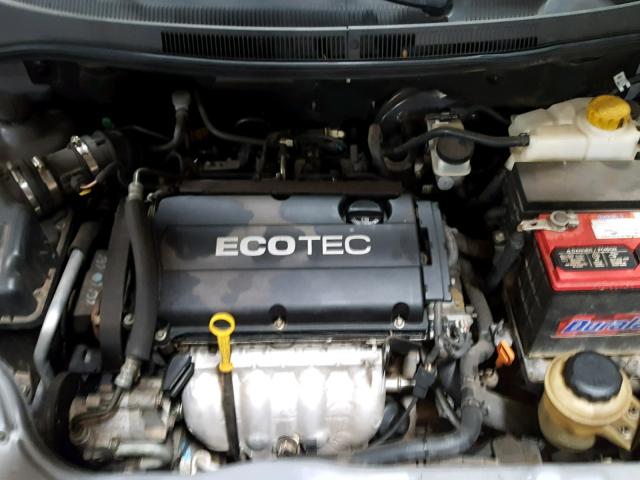 KL1TD56E39B309343 - 2009 CHEVROLET AVEO LS SILVER photo 7