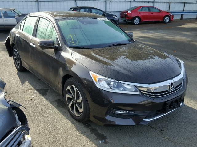 1HGCR2F99HA205988 - 2017 HONDA ACCORD EXL BROWN photo 1