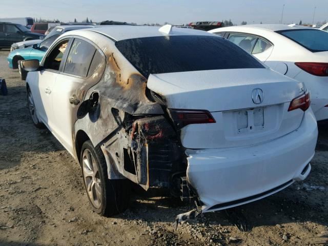19UDE2F34HA013695 - 2017 ACURA ILX BASE WHITE photo 3