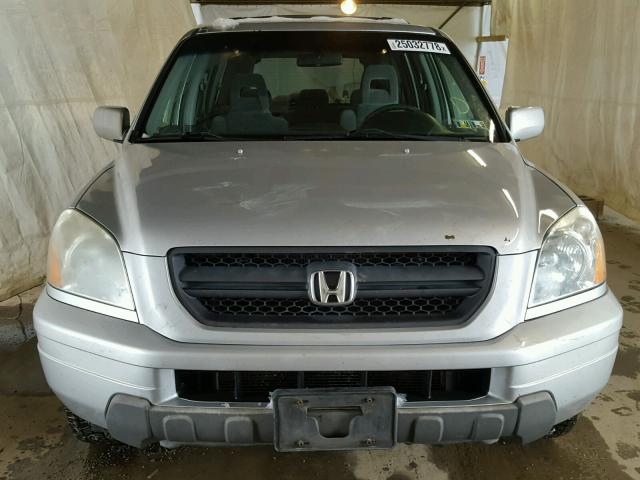 5FNYF18455B057303 - 2005 HONDA PILOT EX SILVER photo 9