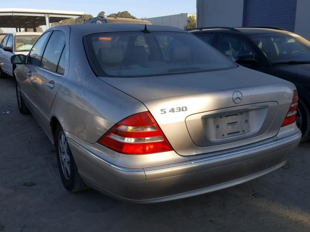 WDBNG70J1YA063258 - 2000 MERCEDES-BENZ S 430 SILVER photo 3