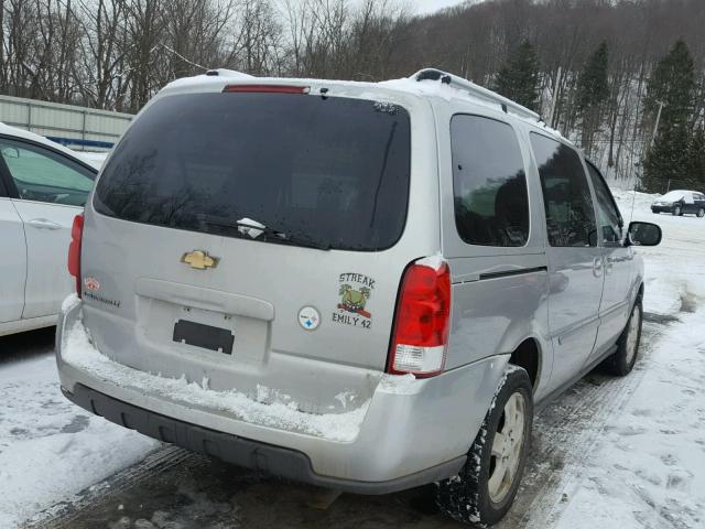 1GNDV33118D162675 - 2008 CHEVROLET UPLANDER L 银色 照片 4