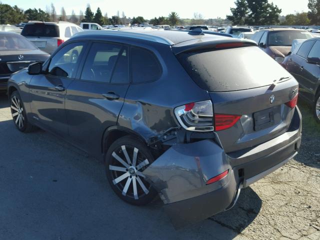 WBAVM1C5XDVW41203 - 2013 BMW X1 SDRIVE2 GRAY photo 3