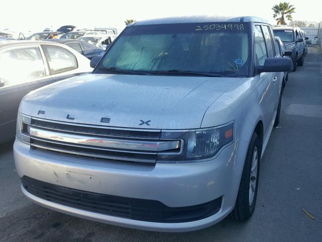 2FMGK5B82EBD15666 - 2014 FORD FLEX SE SILVER photo 2