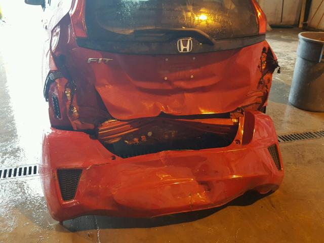 JHMGK5H51HS021458 - 2017 HONDA FIT LX RED photo 9