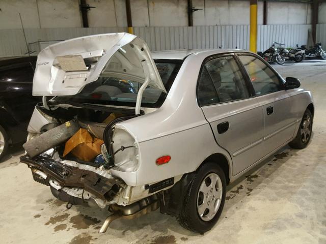 KMHCG45C72U282793 - 2002 HYUNDAI ACCENT GL SILVER photo 4