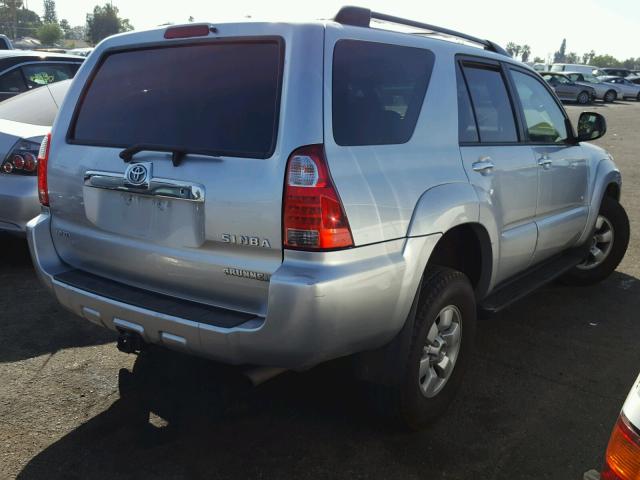 JTEZU14R760065264 - 2006 TOYOTA 4RUNNER SR SILVER photo 4