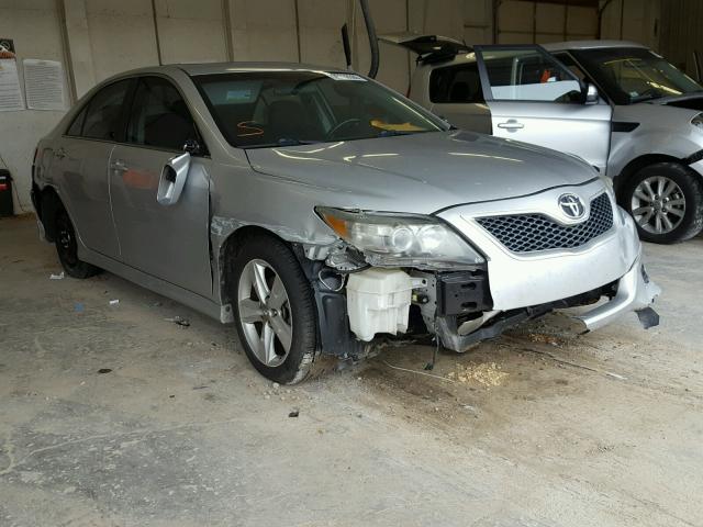 4T1BF3EK1BU722667 - 2011 TOYOTA CAMRY BASE SILVER photo 1