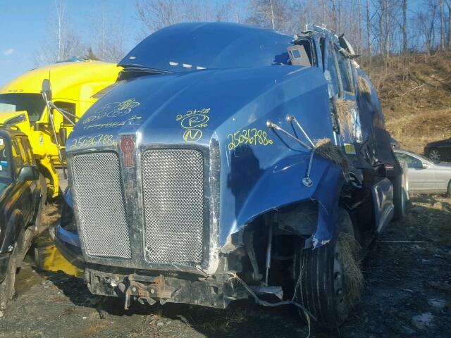 1XKFDP9X2DJ331805 - 2013 KENWORTH CONSTRUCTI BLUE photo 2