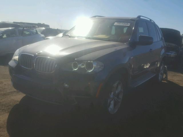 5UXZV8C57CL424761 - 2012 BMW X5 XDRIVE5 GRAY photo 2