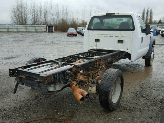 1FDAF56R78EB40871 - 2008 FORD F550 SUPER WHITE photo 4