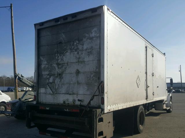 1FVACWDC54HM61595 - 2004 FREIGHTLINER M2 106 MED WHITE photo 4