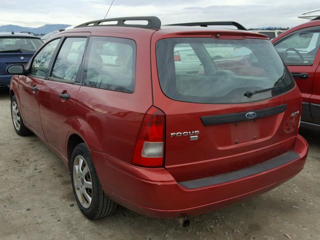 1FAFP36N55W284407 - 2005 FORD FOCUS ZXW RED photo 3