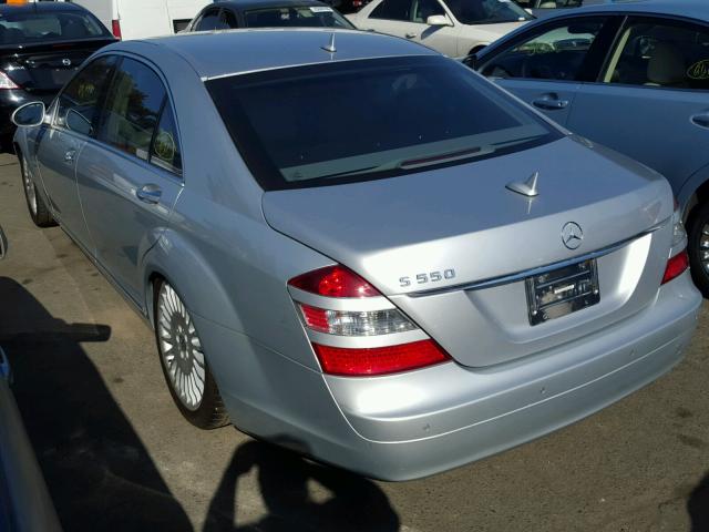 WDDNG71X87A024417 - 2007 MERCEDES-BENZ S 550 SILVER photo 3