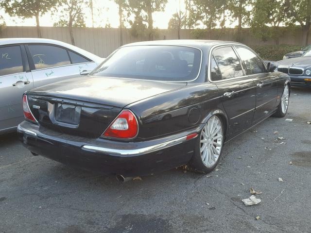 SAJWA73B04TG19042 - 2004 JAGUAR XJR S BLACK photo 4