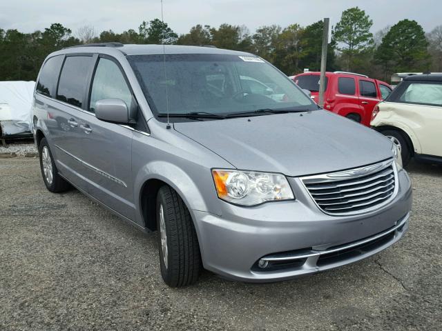 2C4RC1BG5FR601630 - 2015 CHRYSLER TOWN & COU SILVER photo 1